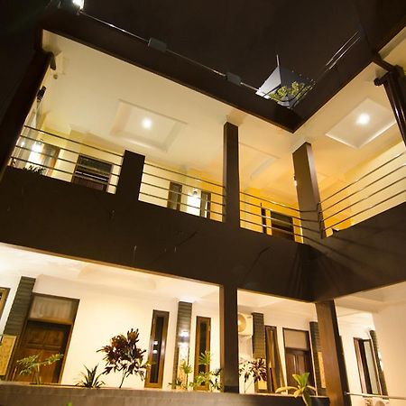 Guest House Salon Fora Gegerkalong Setiabudhi Bandung Exterior foto
