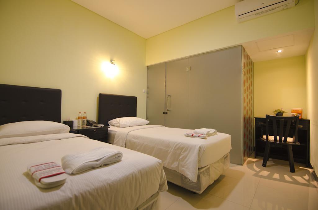 Guest House Salon Fora Gegerkalong Setiabudhi Bandung Exterior foto