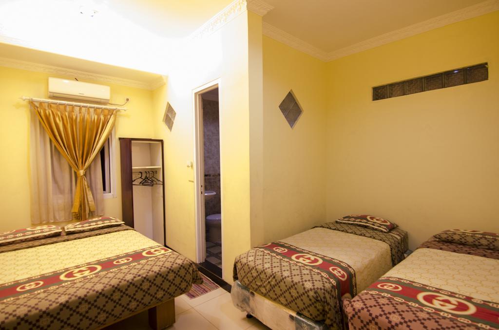 Guest House Salon Fora Gegerkalong Setiabudhi Bandung Exterior foto