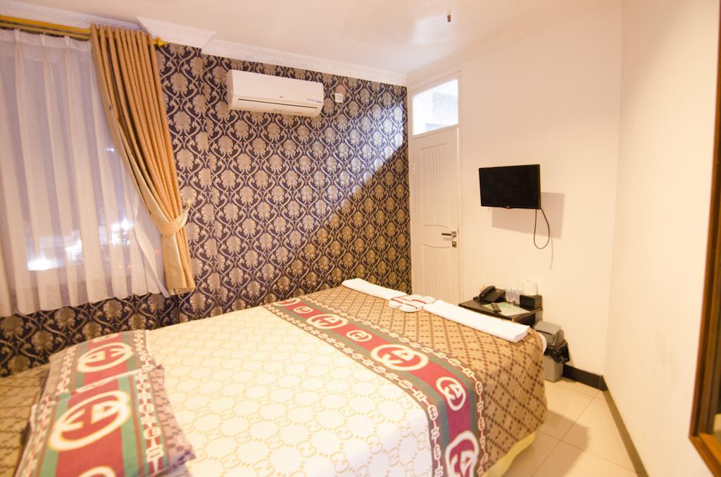 Guest House Salon Fora Gegerkalong Setiabudhi Bandung Exterior foto